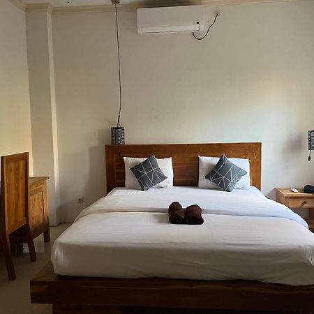 Kuta Circle Homestay Exterior foto