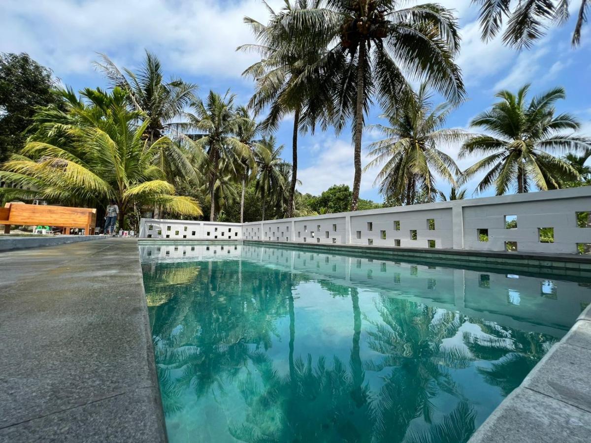 Kuta Circle Homestay Exterior foto