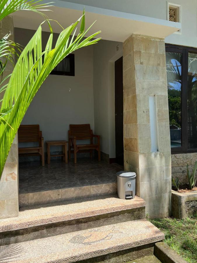 Kuta Circle Homestay Exterior foto