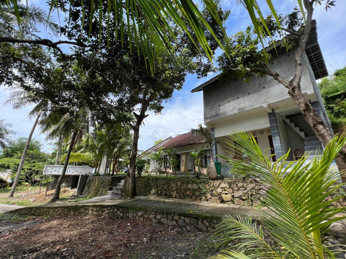 Kuta Circle Homestay Exterior foto