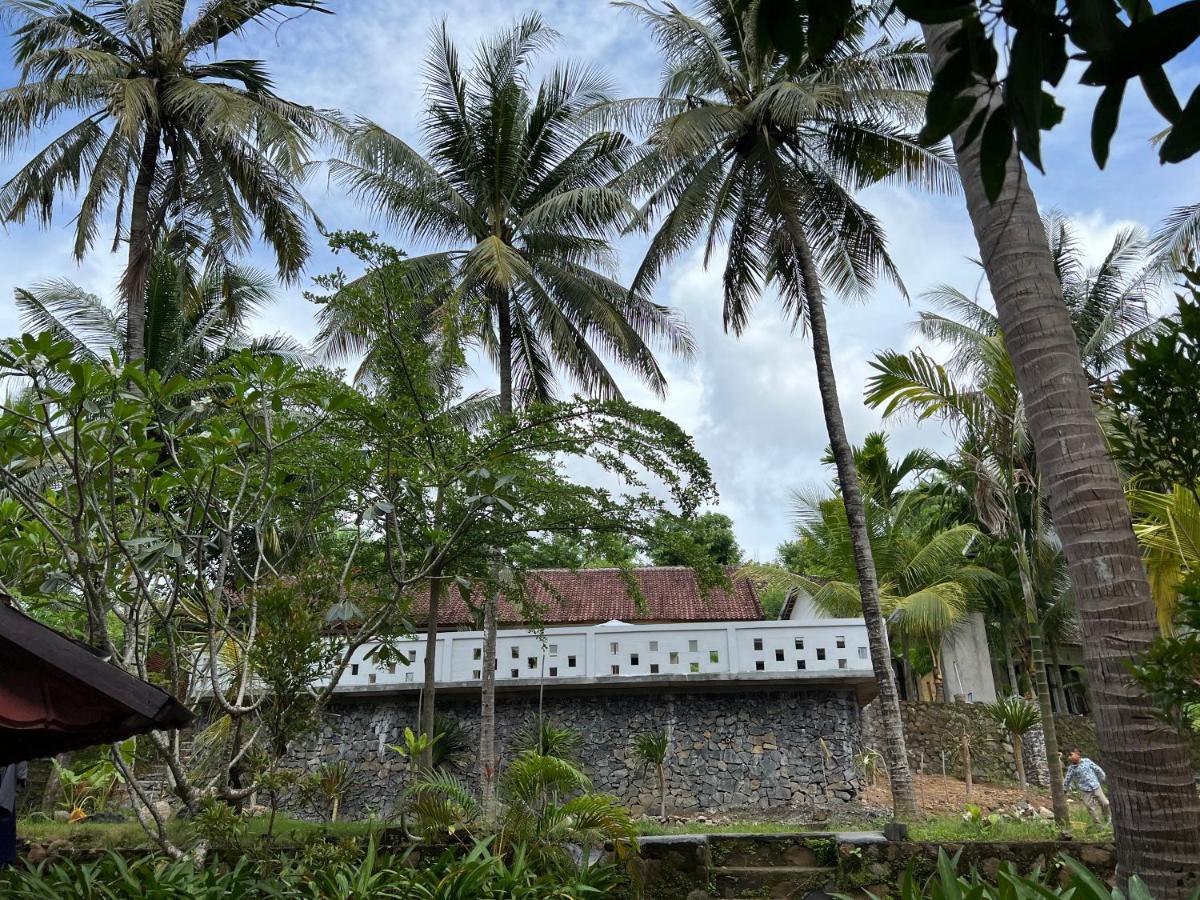 Kuta Circle Homestay Exterior foto