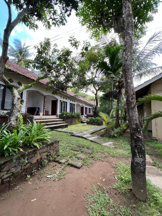 Kuta Circle Homestay Exterior foto