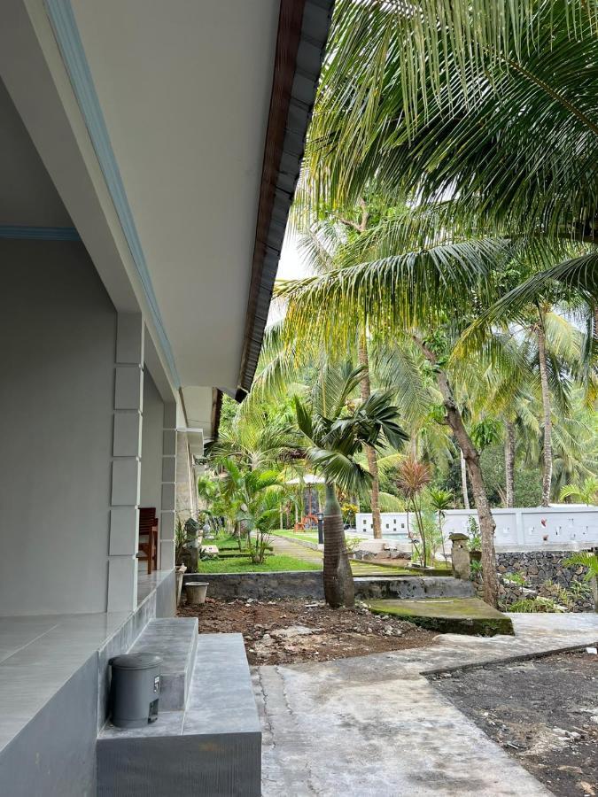 Kuta Circle Homestay Exterior foto