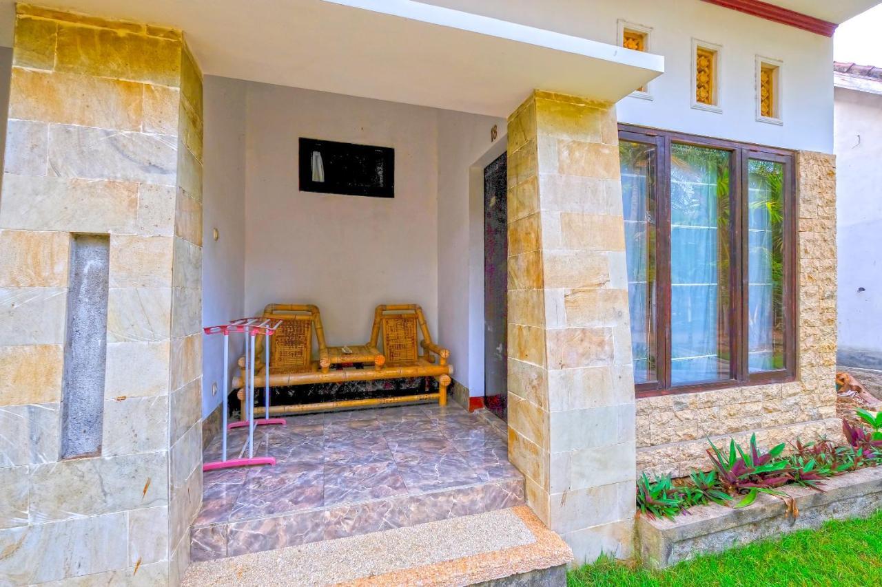Kuta Circle Homestay Exterior foto